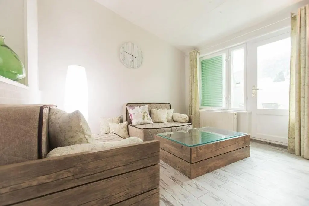 Тбилиси: Lia Residence Spacious Apartment In The Heart Of Tbilisi