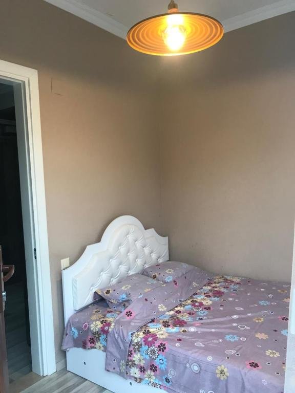 Батуми: 26 may Apartment good wiev and only 5 metres distance from sea