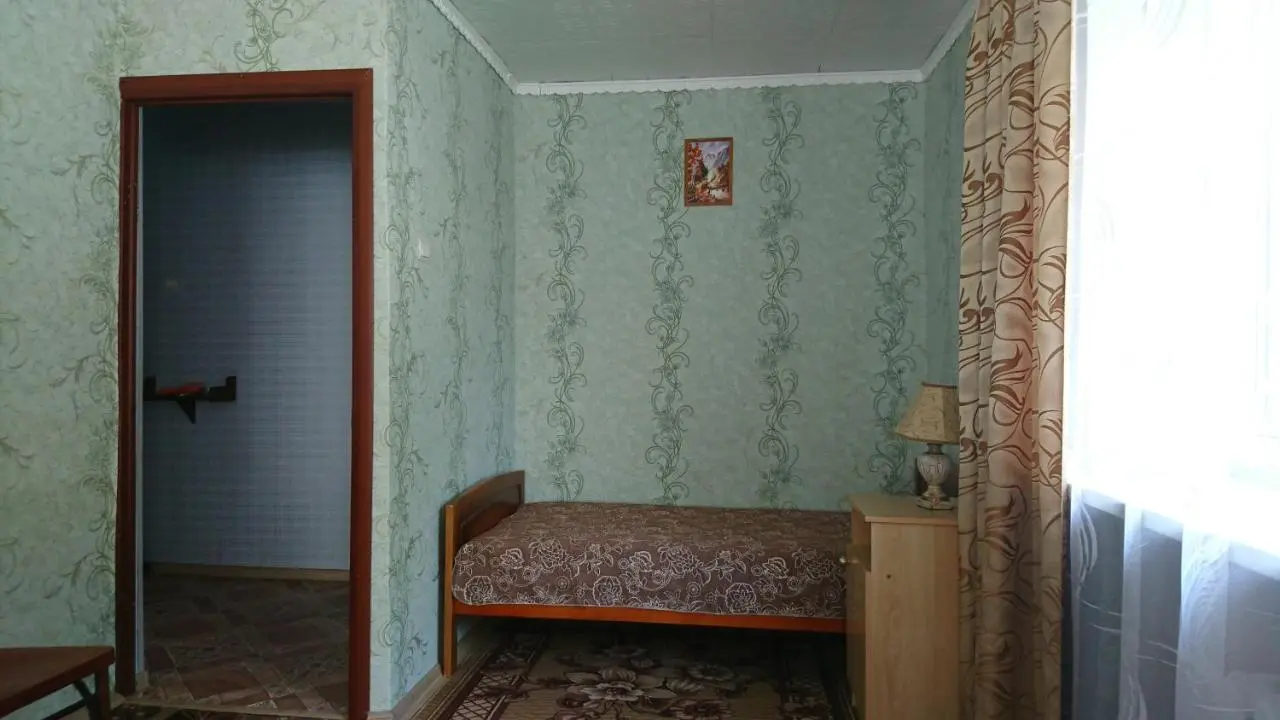 Павловск: Апартаменты на Кольцовской 4
