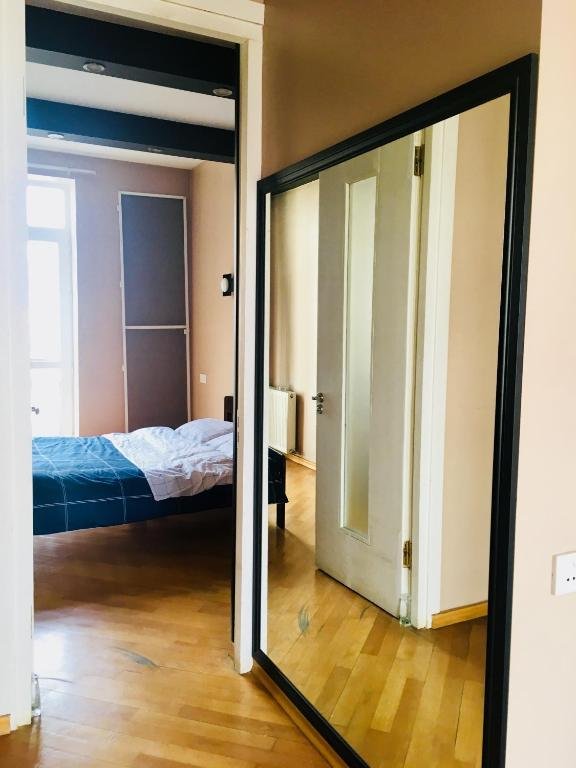 Тбилиси: Luminous Apartment