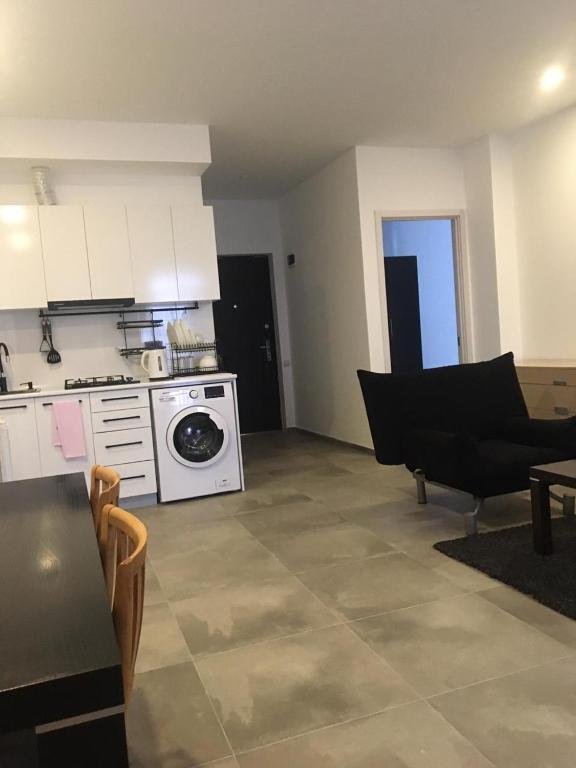 Батуми: apartment 50 villa del mar