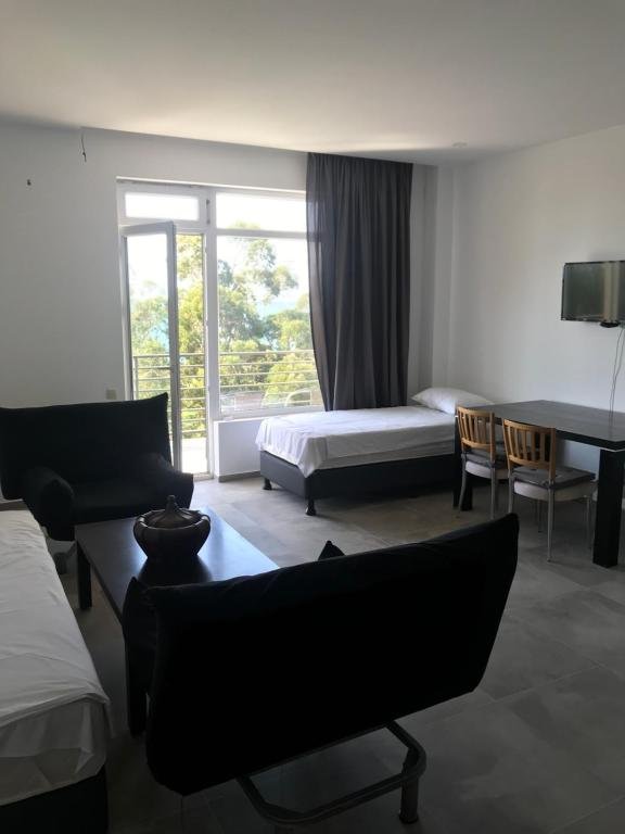 Батуми: apartment 50 villa del mar