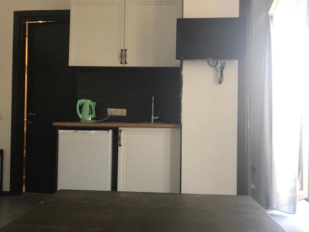 Батуми: Mgzavrebi Iii Apartment 403