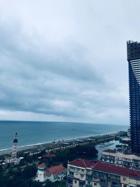 Батуми: 777 City Batumi