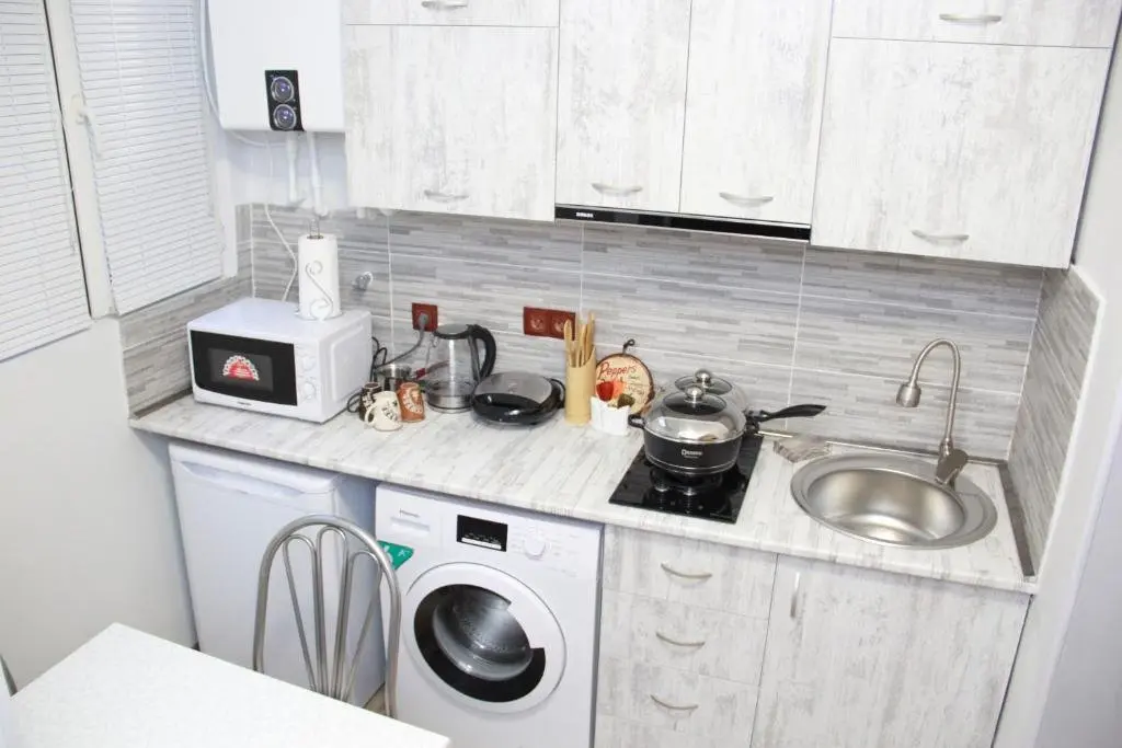Тбилиси: Kogho's Leonidze Street 12 Apartments