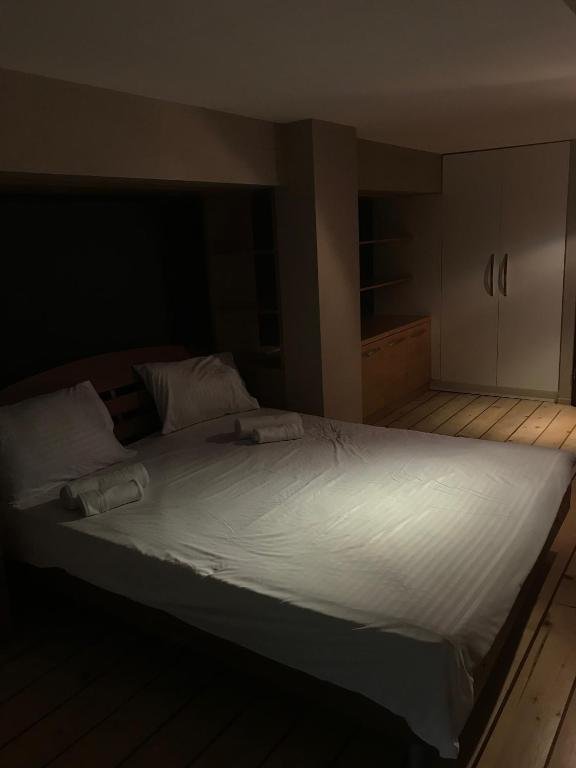Тбилиси: Modern Apartment In Tbilisi, Saburtalo