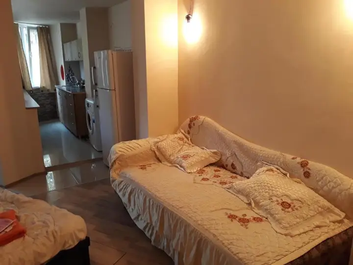 Тбилиси: House In City Center