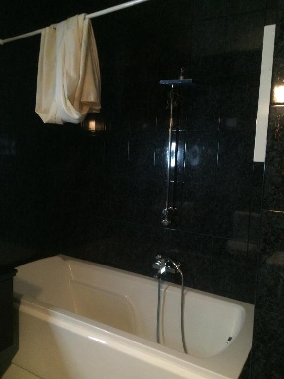 Тбилиси: Modern Apartment In Tbilisi Superior Comfort