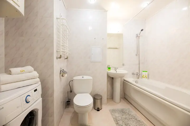 Минск: Апартаменты HomeApart Сторожовская 8(1)