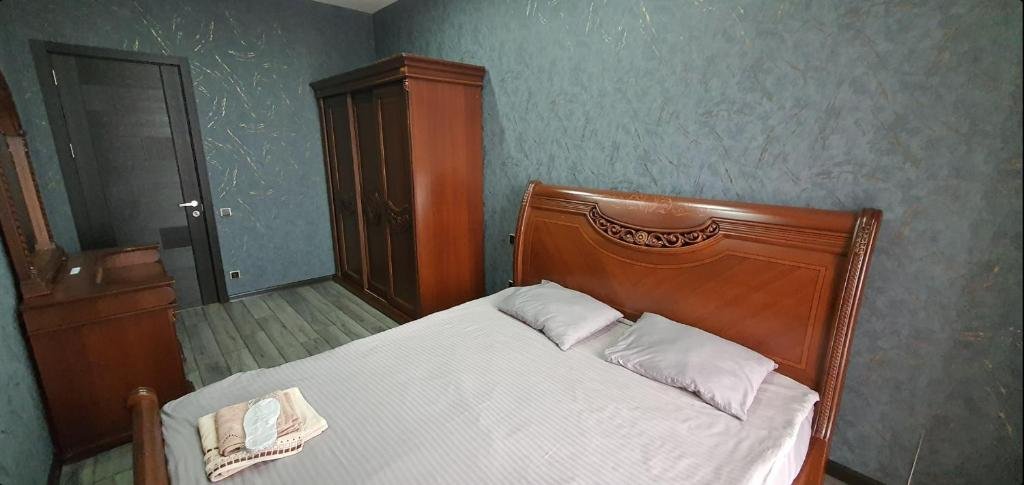 Тбилиси: 8 floor