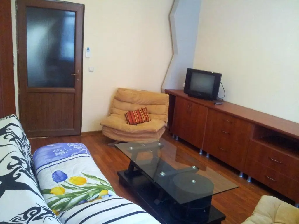 Батуми: Kvartira Na Ul.Gorgiladze,V 10 Minutakh Ot Pliazha