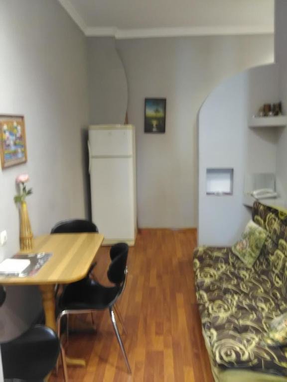Батуми: Kvartira V Desiati Minutakh Ot Moria