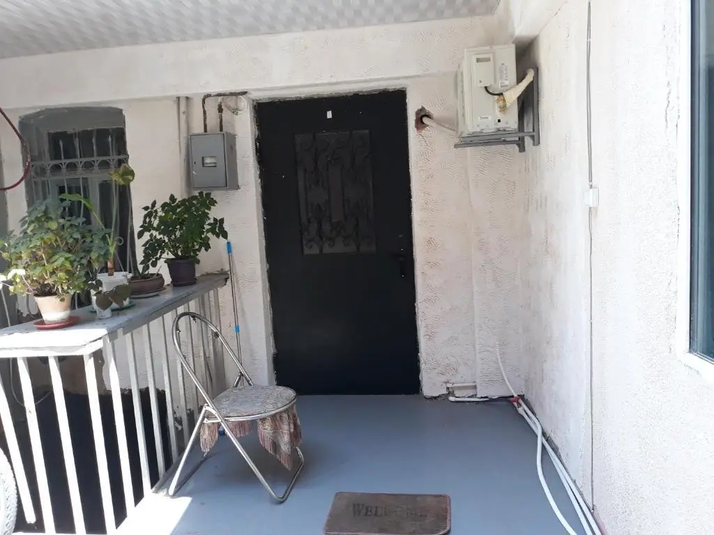 Тбилиси: New Tiflis 8 Rome Str.
