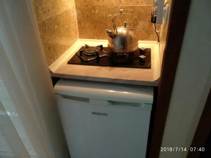 Батуми: Kvartira 200 Metrov Ot More
