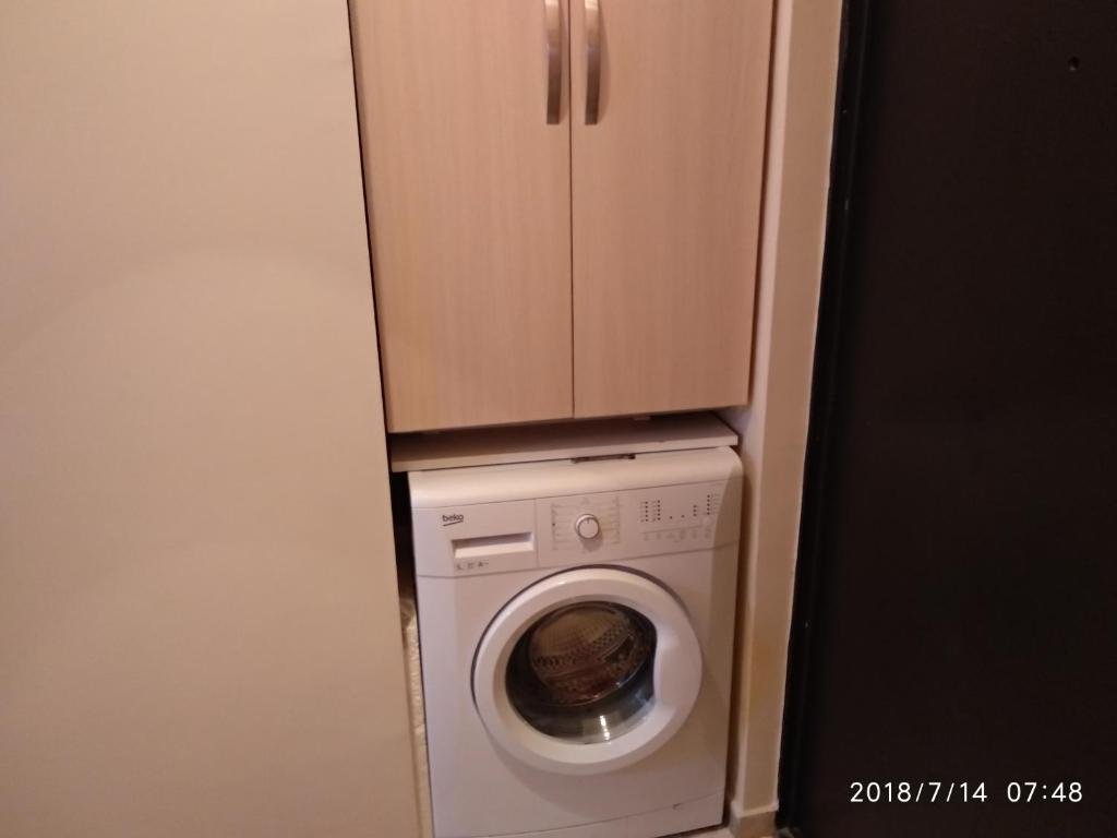 Батуми: Kvartira 200 Metrov Ot More