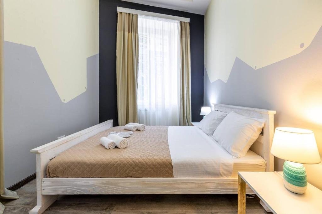 Тбилиси: New 30 2br Apt W Spacious Yard Near Vera Park