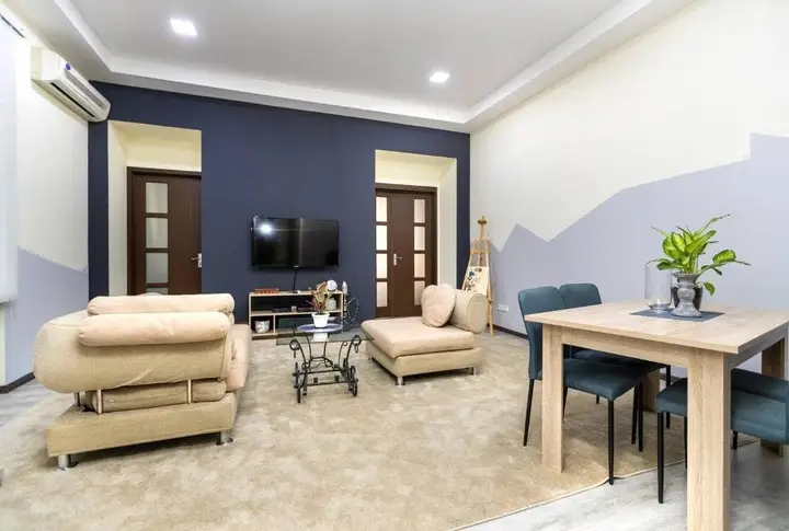 Тбилиси: New 30 2br Apt W Spacious Yard Near Vera Park