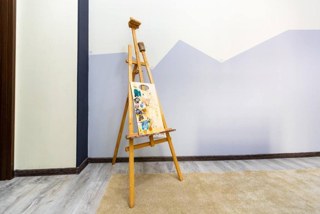 Тбилиси: New 30 2br Apt W Spacious Yard Near Vera Park