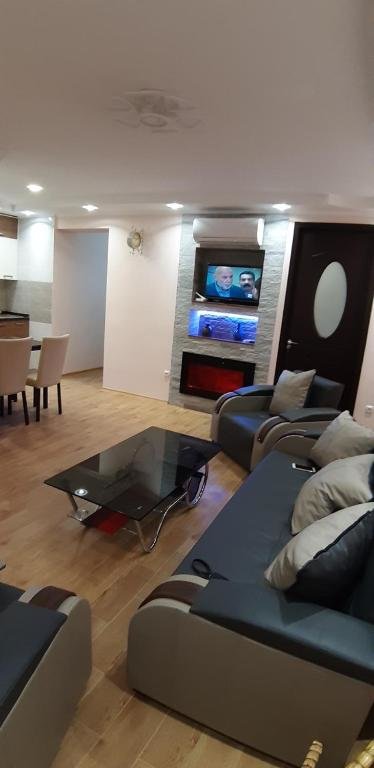 Тбилиси: Keke's Home Pekini 7
