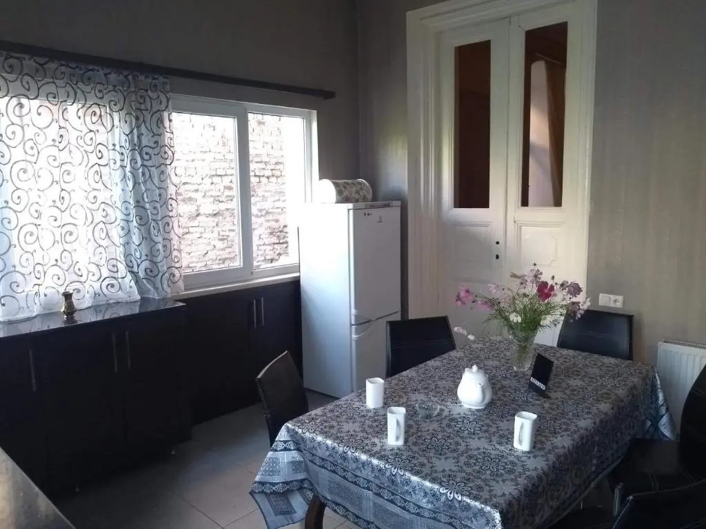 Тбилиси: Lermontovi 21 Solo Apartment