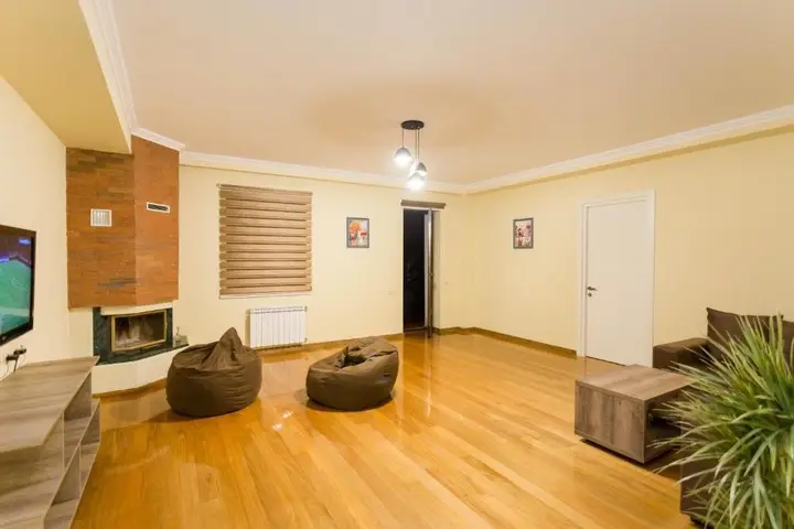 Тбилиси: La Paradise Apartments Kote Afkhazi St.17