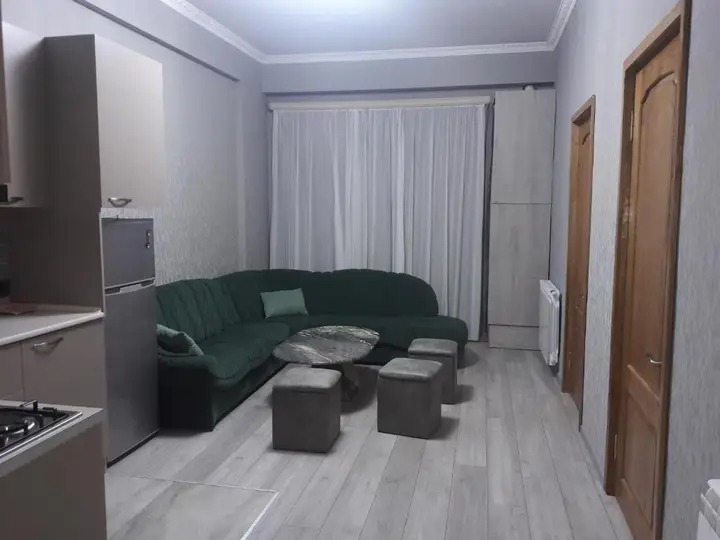 Тбилиси: Lekh Kachinski Street #1