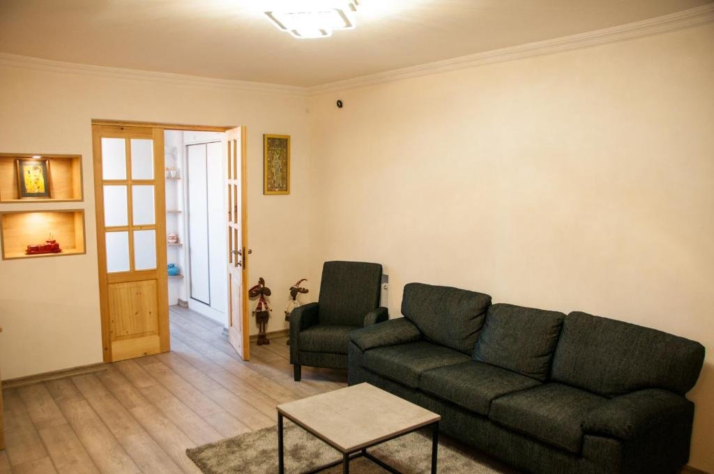 Тбилиси: Apartment Near Church