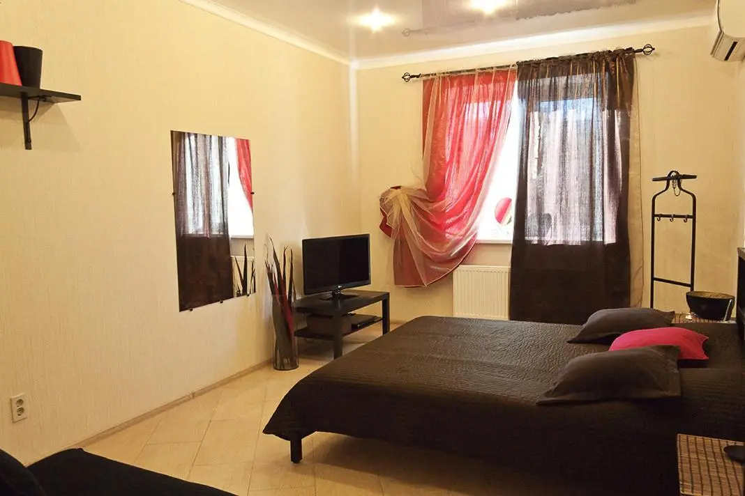 Воронеж: Cozy and Comfortable Apartment in the Centre