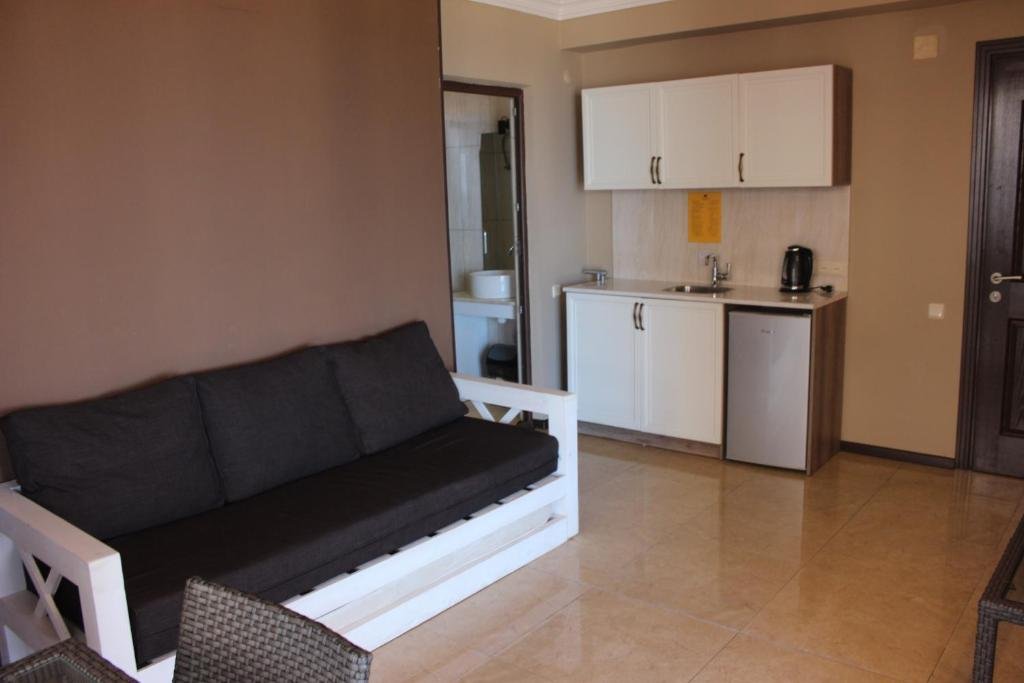 Батуми: Mgzavrebi Gonio Apartment 401