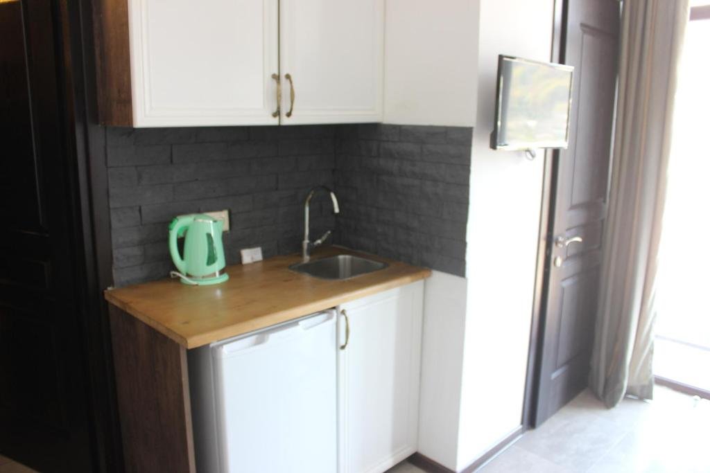 Батуми: Mgzavrebi Gonio Apartment 1003