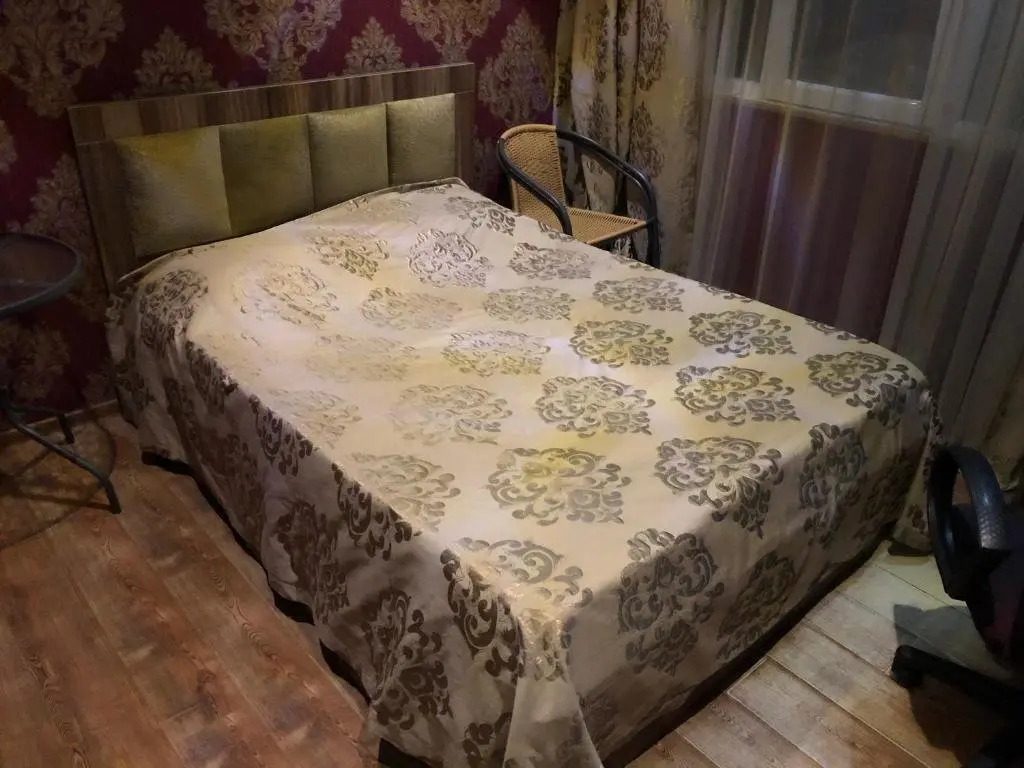 Батуми: apartment with 3 bedrooms, 100 m from the sea