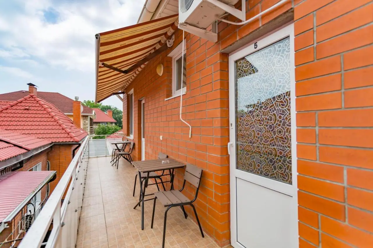 Геленджик: Guest House Na Yuzhnom