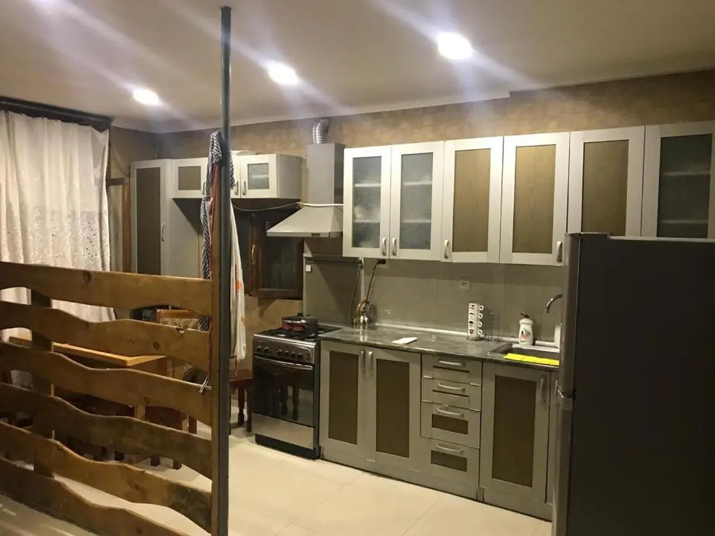 Тбилиси: Lika And Sergo's House 82 Davit Aghmashenebeli Avenue