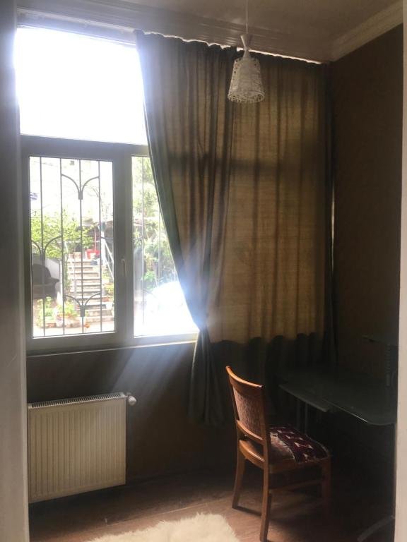 Тбилиси: Lika And Sergo's House 82 Davit Aghmashenebeli Avenue