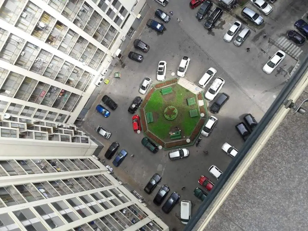 Батуми: Kobaladze Street. N4. 14 03. Orbi Plaza