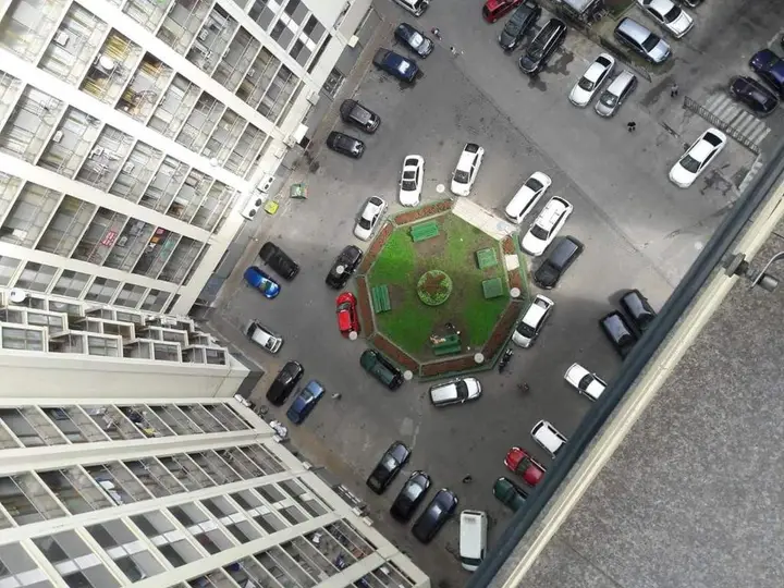 Батуми: Kobaladze Street. N4. 14 03. Orbi Plaza