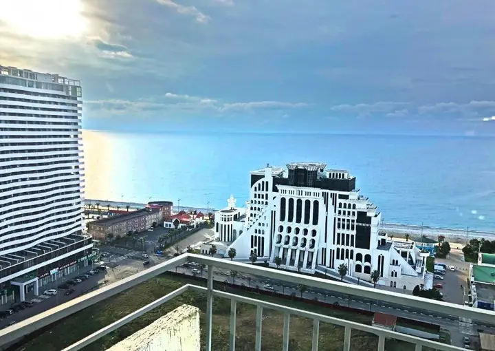 Батуми: Inasaridze 16, 21 Floor
