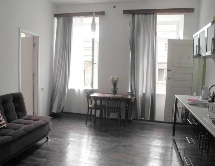 Тбилиси: Mtatsdminda Apartments