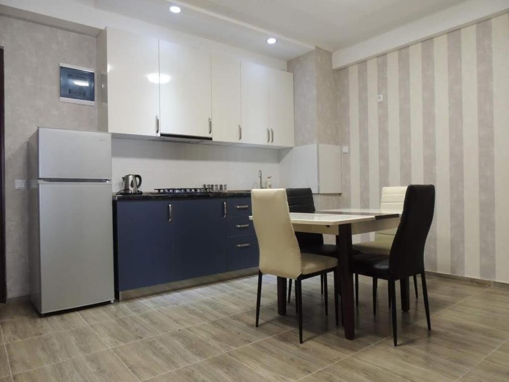 Тбилиси: Hualing New City Apartment