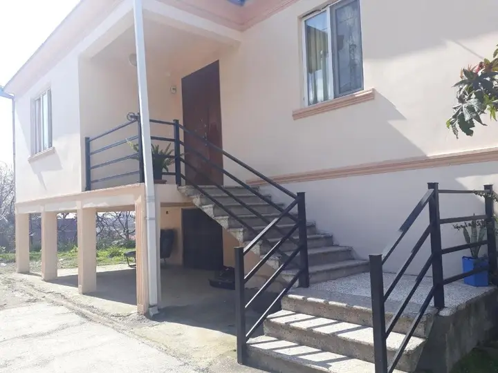 Батуми: Kokhtagora Str 17