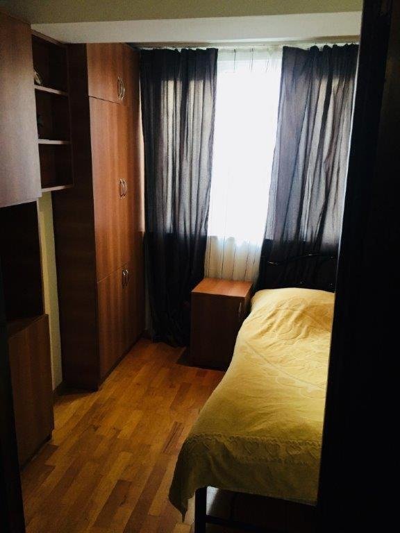 Кутаиси: Ilia Chavchavadze Avenue # 48