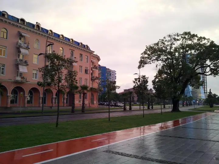Батуми: Memed Abashidze Str.1