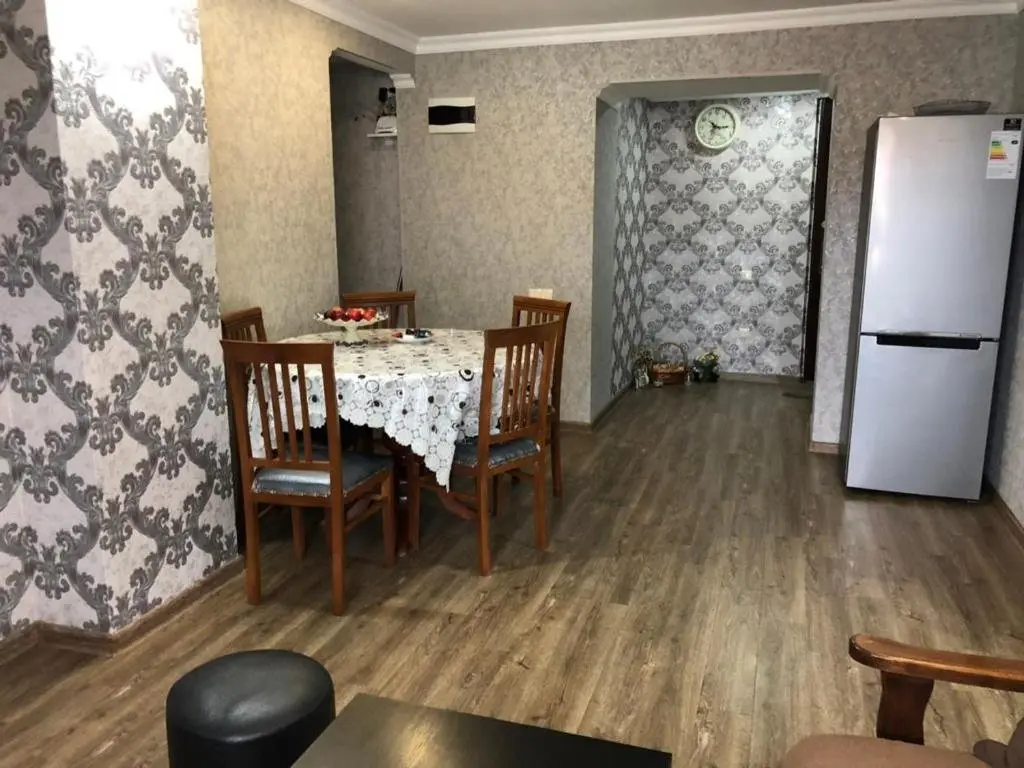Батуми: apartment with 3 bedrooms with amazing view to black sea beach in old building