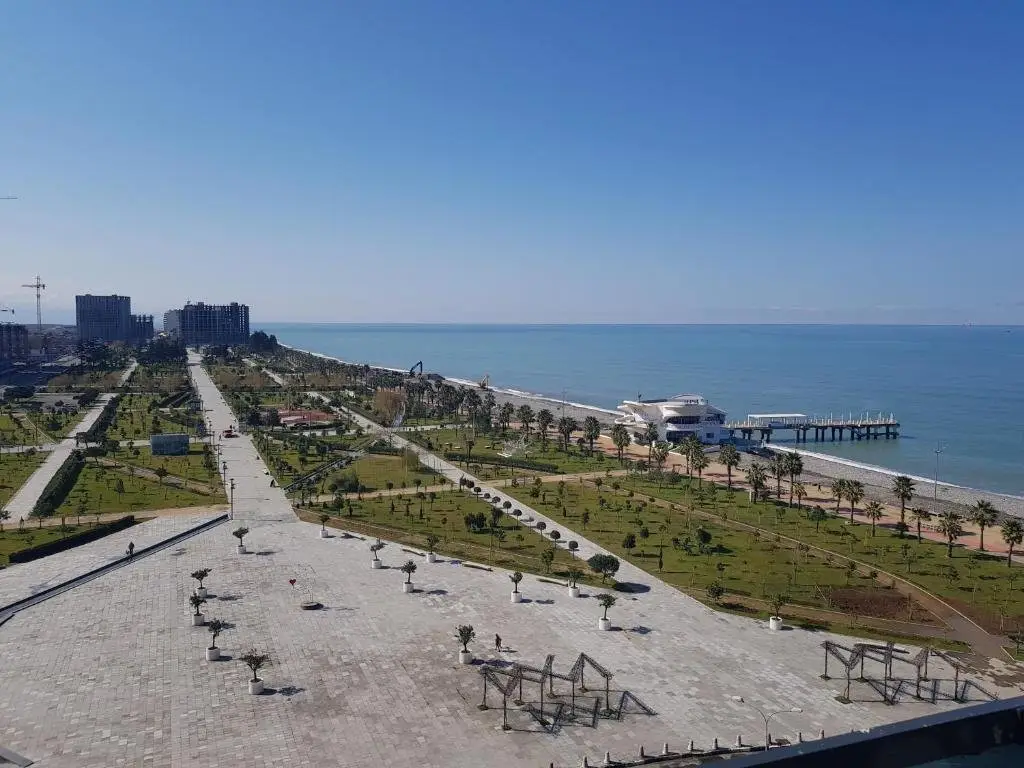 Батуми: 1stBatumi Beach Tower