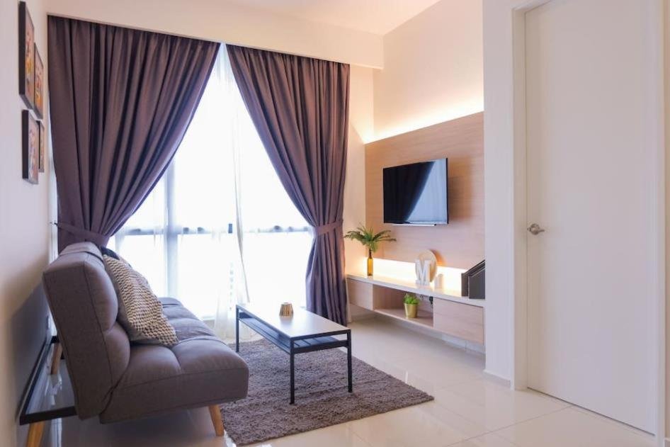 Тбилиси: New High Floor Comfort Suite With Jacuzzi