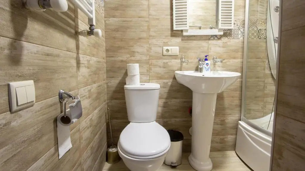Тбилиси: 4 bedroom apartment on liberty square