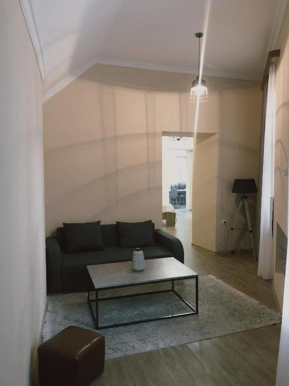 Тбилиси: Mikheil Zandukeli Street 15 Apartment