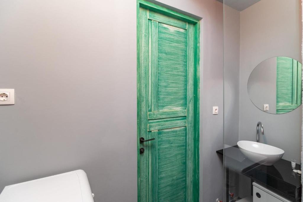 Тбилиси: Bright & Stylish Studio In The Heart Of Tbilisi
