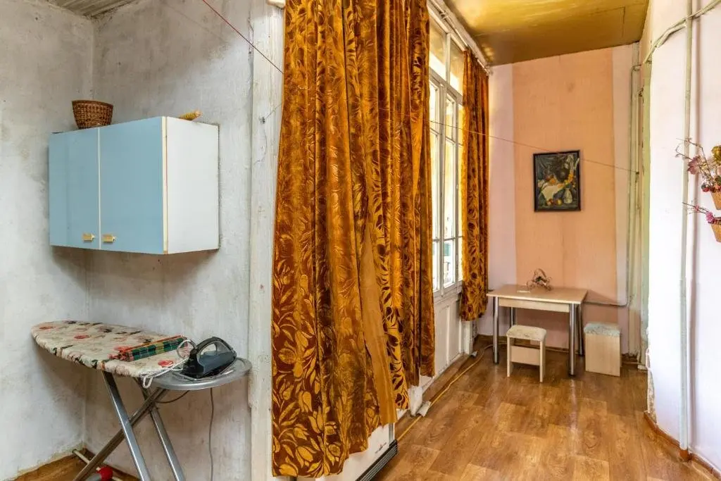 Тбилиси: Apartment on S. Nishnianidze 19