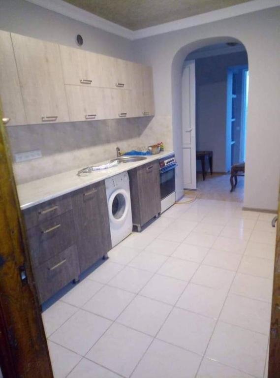 Кобулети: Madona +995 599 520 675